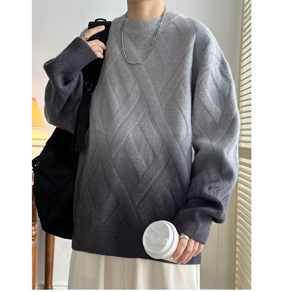 Gradient color sweater for men in winter thickened simple trendy sweater for men loose lazy style pullover sweater jacket