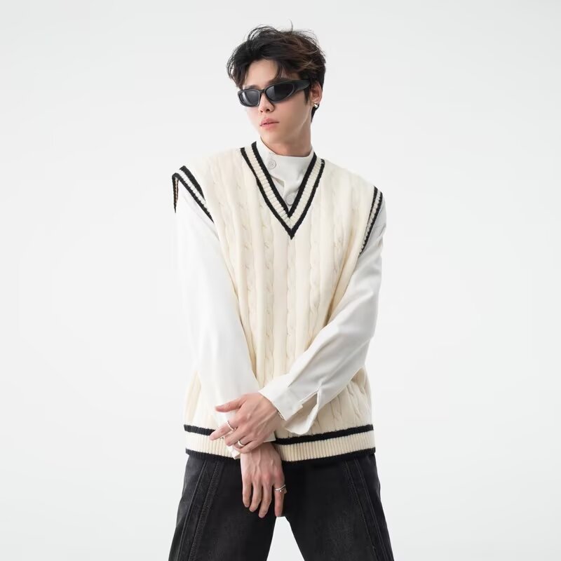 British college style V-neck knitted vest for women autumn and winter twist pullover vest sweater vest vest