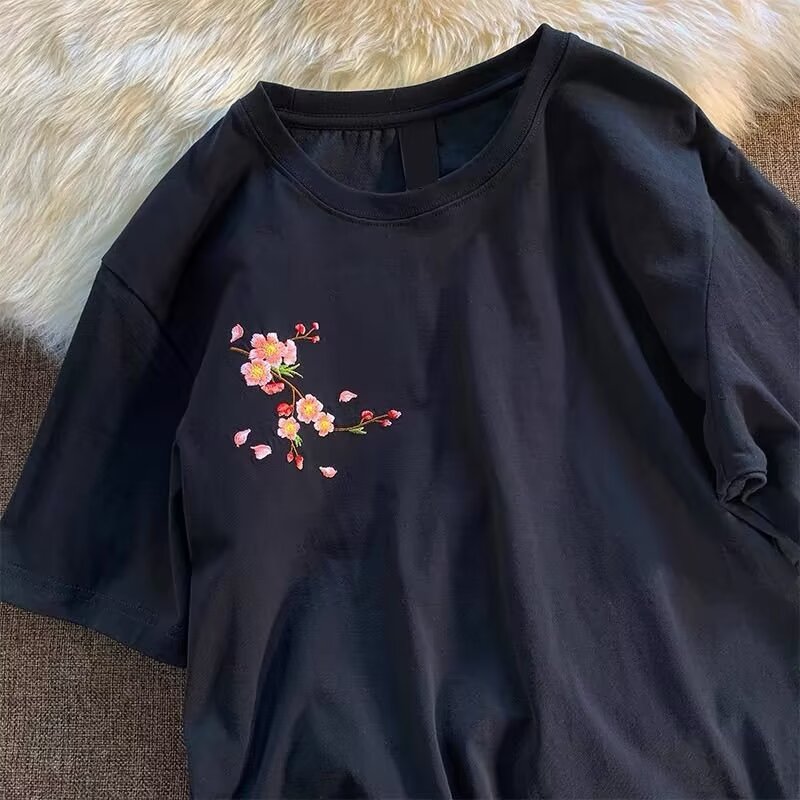 National trend embroidered plum blossom short-sleeved T-shirt for men and women summer new trendy brand loose casual couple solid color round neck top