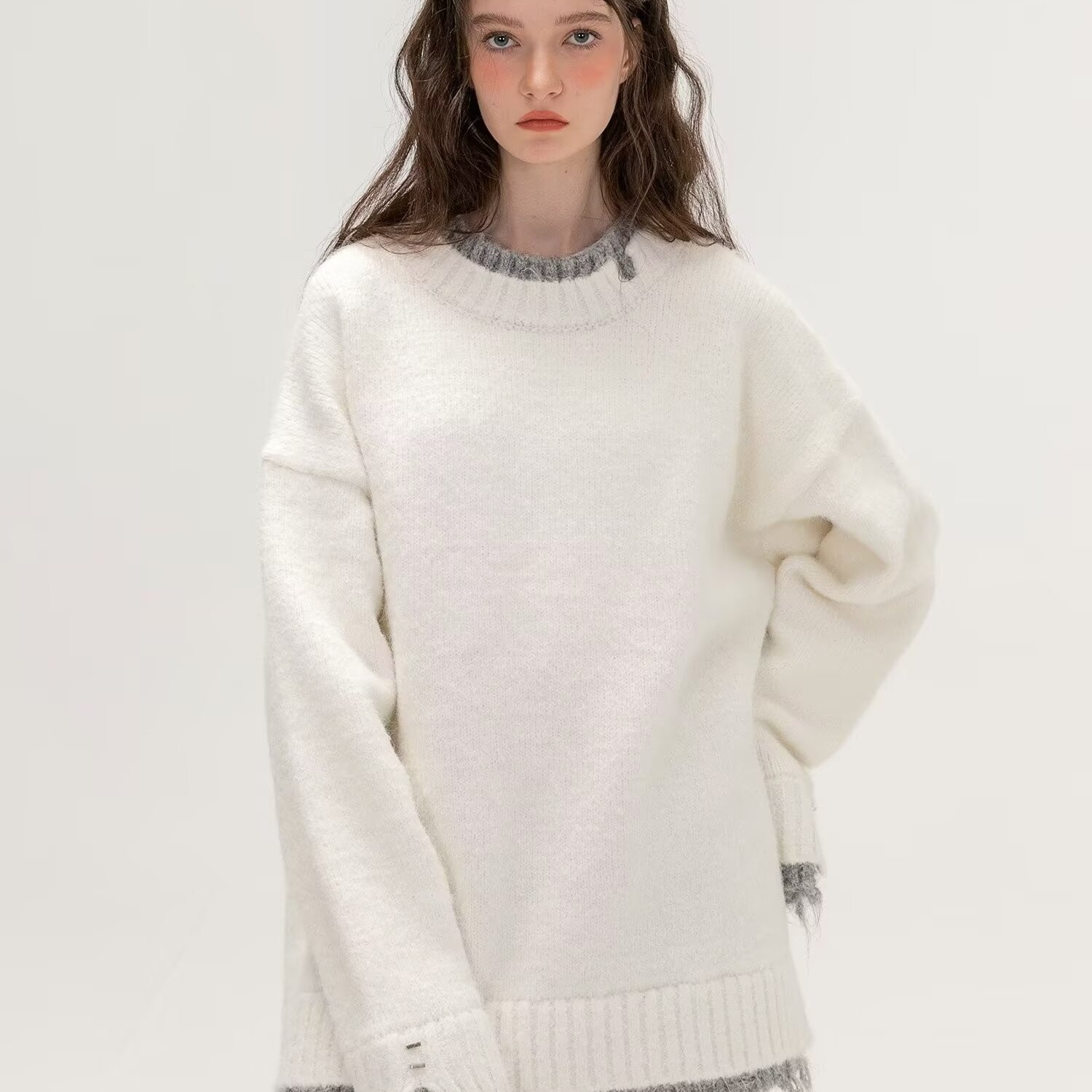 Versatile men's spring and autumn Korean style men's white sweaters boys' lazy style high-end sweaters